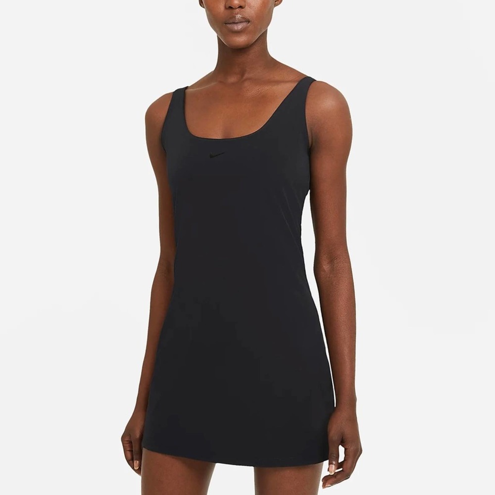 NIKE Bliss Luxe Training Dress with Built-In Shorts Women’s Size Large